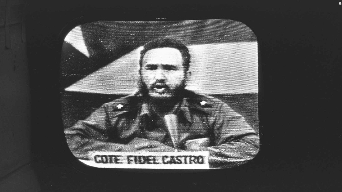 150304191639-13-fidel-castro-0304-restricted-super-169