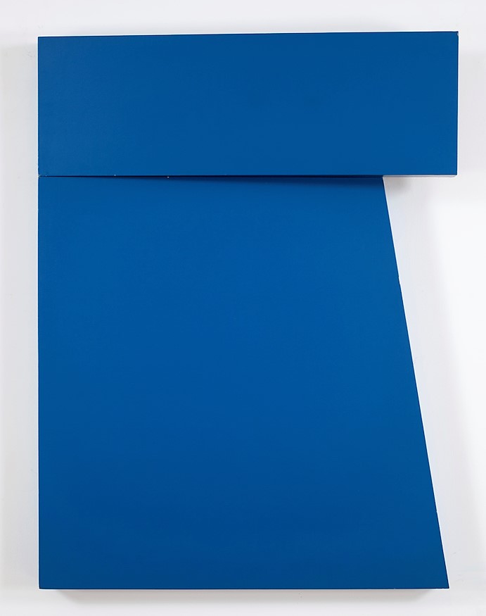 Azul “Tres”, 1971,Acrylic on Wood,142.2 x 106.7 cm,56 x 42 in